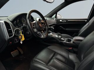 Porsche Cayenne PHEV S E-Hybrid AWD 416hk Drag/Värmare/Kamera/SoV-Hjul – bild 6
