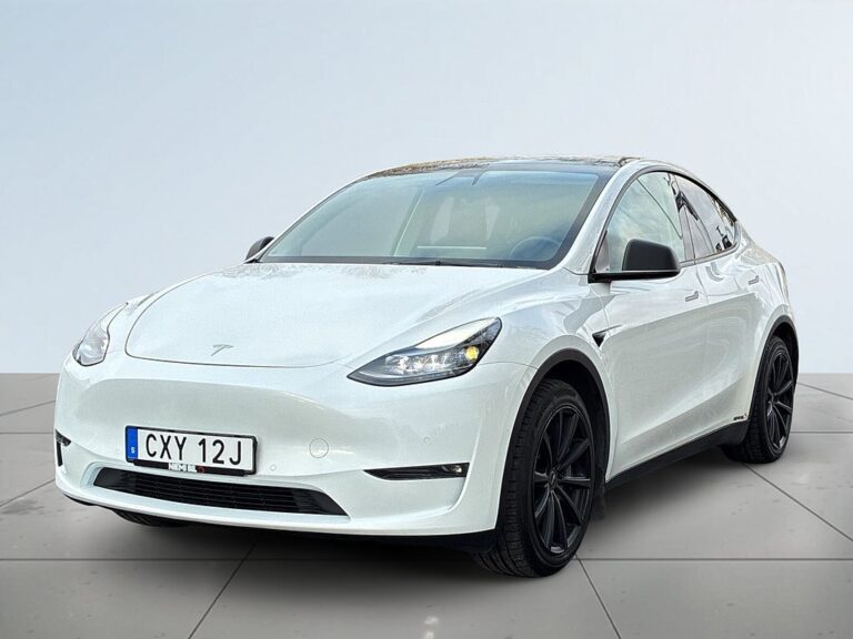 Tesla Model Y Long Range AWD Navi/Elstol/Pano/SoV-Däck/360/Rattvärm