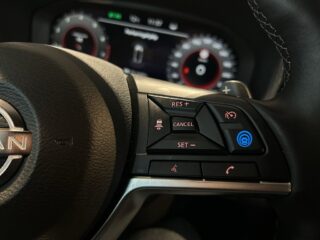 Nissan Juke 1.0 DIG-T DCT BOSE/360/Skinn/Navi/SoV/MOMSAD/1-Ägare – bild 19