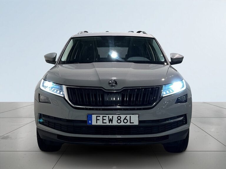 Skoda Kodiaq 7-Sits 2.0 TSI 4x4 Drag Kamera Skinn Pvärm Canton SoV