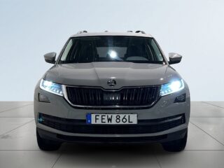 Skoda Kodiaq 7-Sits 2.0 TSI 4×4 Drag Kamera Skinn Pvärm Canton SoV – bild 2