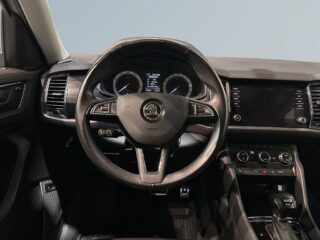 Skoda Kodiaq 7-Sits 2.0 TSI 4×4 Drag Kamera Skinn Pvärm Canton SoV – bild 9