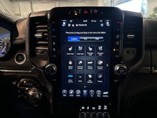RAM 1500 Dubbelhytt 5.7 V8 HEMI 4×4 LIMITED Pano 360° SoV MOMS – bild 23