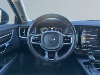 Volvo V90 T4 Aut Momentum Skinn/Navi/Drag/MoK/SoV/Ad.Fhållare – bild 9
