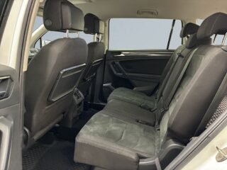 Volkswagen Tiguan Allspace 7-sätes 2.0 TDI 4Motion GT S&V/Drag/Kamera – bild 13