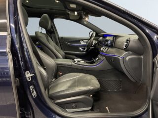 Mercedes-Benz E 220 T d 4MATIC AMG S&V-hjul/Drag/Pano/Burmester/Dvärm – bild 10