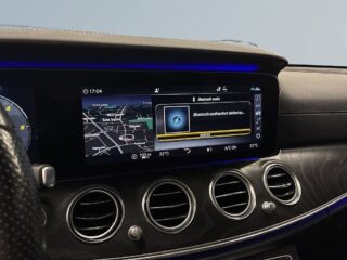 Mercedes-Benz E 220 T d 4MATIC AMG S&V-hjul/Drag/Pano/Burmester/Dvärm – bild 11