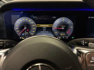 Mercedes-Benz E 220 T d 4MATIC AMG S&V-hjul/Drag/Pano/Burmester/Dvärm – bild 18