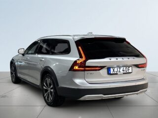Volvo V90 Cross Country D4 AWD Advanced Edition Drag Dvärm Kamera H/K GPS SoV – bild 5