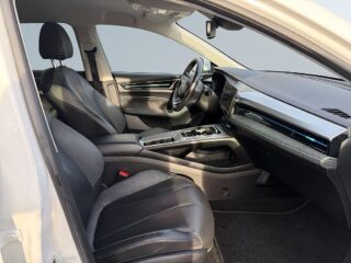 MG 5 Long Range 61.1 kWh Skinn/360/Ad.Fhåll/Navi/Elstolar – bild 10
