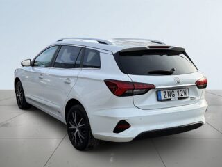 MG 5 Long Range 61.1 kWh Skinn/360/Ad.Fhåll/Navi/Elstolar – bild 5