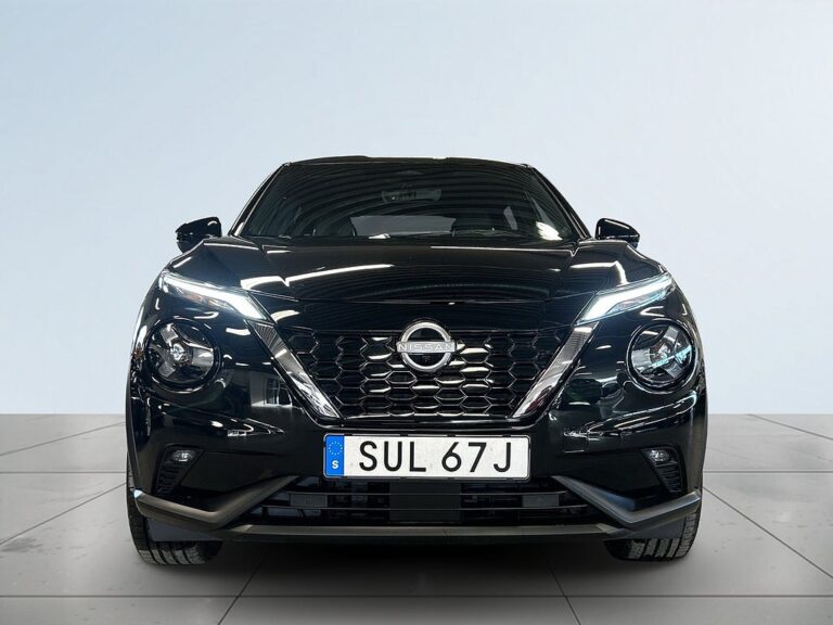 Nissan Juke Hybrid 360°/Helskinn/Kamkedja/BOSE/keyless/S&V-Däck