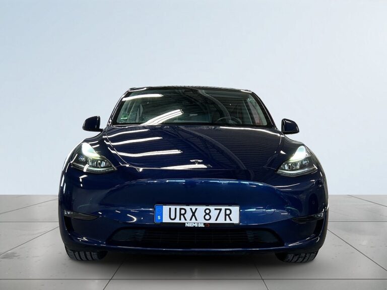 Tesla Model Y Long Range AWD Drag/360°/förkond app/skinn/Pano/S&Vdäck