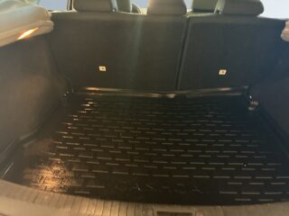 Nissan Qashqai 2.0 Motorvärmare Extraljus Dragkrok S&V-däck Bluetooth – bild 12