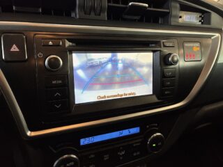 Toyota Auris Hybrid e-CVT Edition 50 S&V/Kamera/Bluetooth/M/Kvärmare – bild 11