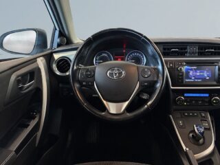 Toyota Auris Hybrid e-CVT Edition 50 S&V/Kamera/Bluetooth/M/Kvärmare – bild 9