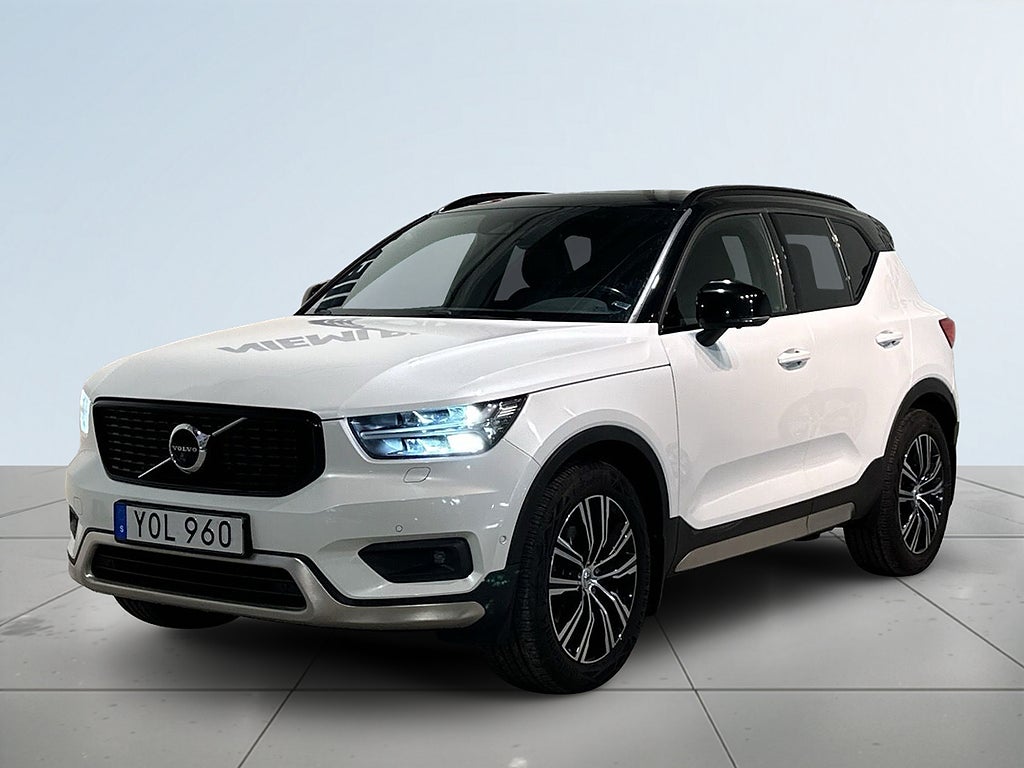 Volvo XC40 D4 AWD R-Design Drag Dvärm 360° H/K Skinn GPS Pano SoV