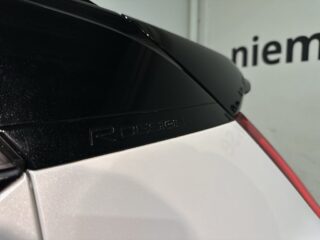 Volvo XC40 D4 AWD R-Design Drag Dvärm 360° H/K Skinn GPS Pano SoV – bild 22