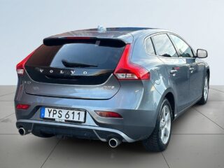 Volvo V40 R-Design Drag/SoV-Däck/Kamera/Psens/MoK-Värmare – bild 6