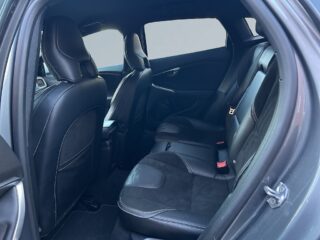Volvo V40 R-Design Drag/SoV-Däck/Kamera/Psens/MoK-Värmare – bild 13