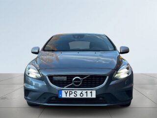 Volvo V40 R-Design Drag/SoV-Däck/Kamera/Psens/MoK-Värmare – bild 2