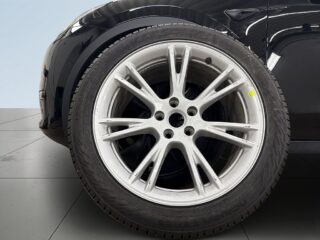 Tesla Model Y Long Range AWD Long Range S&V/Backkamera/Pano/Värmepump – bild 14