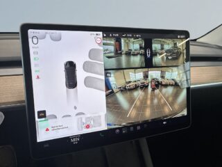 Tesla Model Y Long Range AWD Long Range S&V/Backkamera/Pano/Värmepump – bild 11