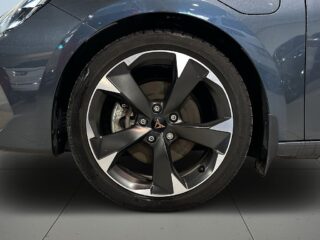 Cupra Leon Sportstourer e-Hybrid Drag Pvärm Kamera SoV MOMS – bild 14