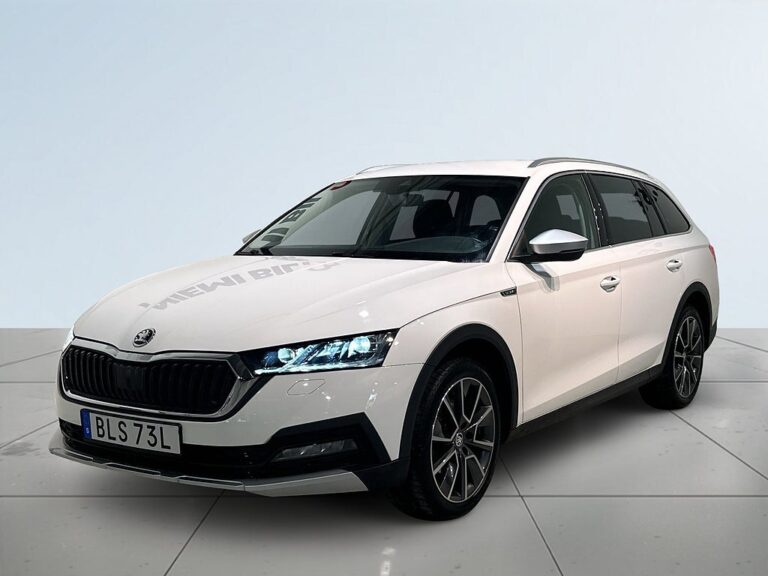 Skoda Octavia Scout 2.0 4x4 Drag Dvärm Kamera CarPlay Rattvärme SoV MOMS