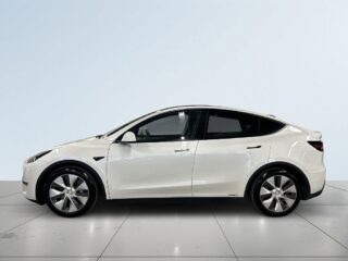 Tesla Model Y Long RangeAWD MOMS/Drag/360°/förkond/skinn/Pano/S&Vdäck – bild 4