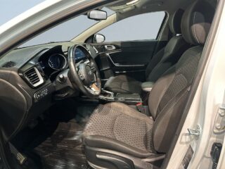Kia Ceed Sportswagon Plug-in Hybrid Mvärm Kamera CarPlay SoV – bild 7