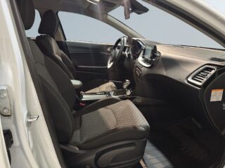 Kia Ceed Sportswagon Plug-in Hybrid Mvärm Kamera CarPlay SoV – bild 10