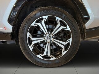 Toyota RAV4 PHEV Style Premium MOMS JBL-ljud Värmare 360° HuD S&V – bild 14