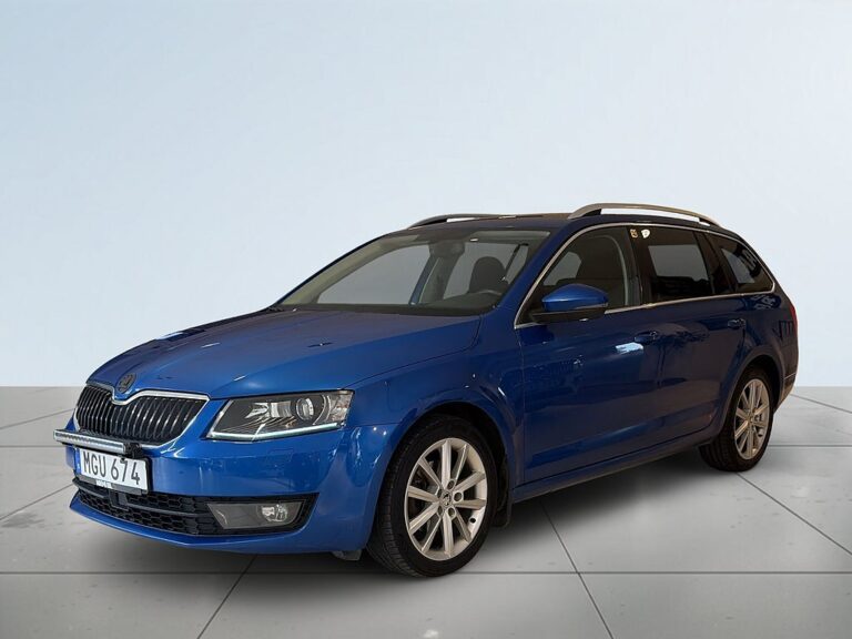Skoda Octavia Kombi Style Dragkrok Mvärmare LED-ramp Farthållare S&V