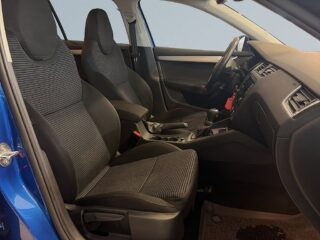 Skoda Octavia Kombi Style Dragkrok Mvärmare LED-ramp Farthållare S&V – bild 10