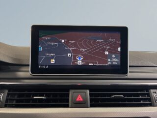 Audi A4 Avant quattro Dragkrok Cockpit Navigation Rattvärme S&V – bild 11