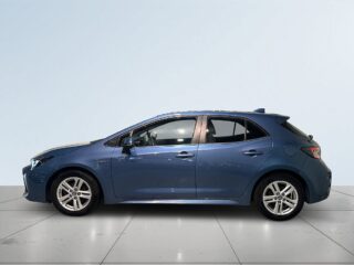 Toyota Corolla Hybrid e-CVT Active Webasto Pvärm Kamera Rattvärme SoV – bild 4