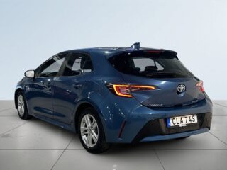 Toyota Corolla Hybrid e-CVT Active Webasto Pvärm Kamera Rattvärme SoV – bild 5