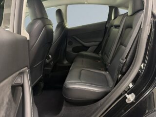 Tesla Model Y Long Range AWD Long Range S&V/Drag/Pano/Värmepump/MOMS – bild 13