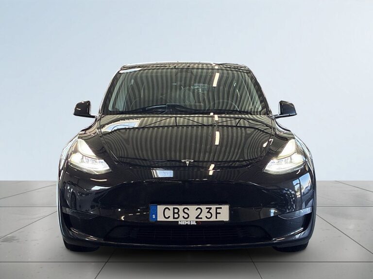 Tesla Model Y Long Range AWD Long Range S&V/Drag/Pano/Värmepump/MOMS