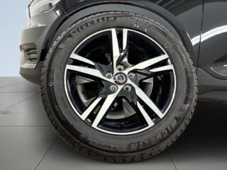 Volvo XC40 T3 Geartronic Momentum S&V/Drag/Backkamera/Adfart/Pvärm – bild 14