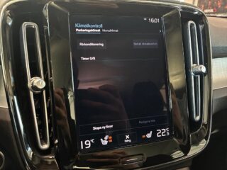 Volvo XC40 T3 Geartronic Momentum S&V/Drag/Backkamera/Adfart/Pvärm – bild 20