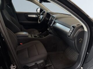 Volvo XC40 T3 Geartronic Momentum S&V/Drag/Backkamera/Adfart/Pvärm – bild 10