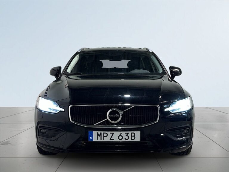 Volvo V60 B4 Momentum Advanced SE Pvärm Kamera GPS S/V-hjul