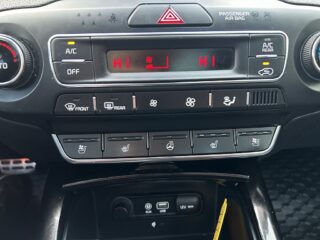 Kia Sorento CRDi AWD GT-Line Drag/HK/Rattvärm/Pano/Navi/Elstol – bild 21