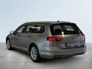 Volkswagen Passat Variant 1.4 GTE Dragkrok M-värmare B-kamera CarPlay S&V – bild 5