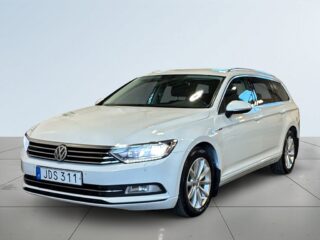 Volkswagen Passat Sportscombi 2.0 TDI AWD Drag Kamera Värmare Psens S&V – bild 21