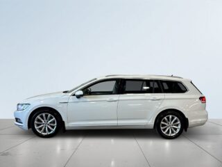 Volkswagen Passat Sportscombi 2.0 TDI AWD Drag Kamera Värmare Psens S&V – bild 3