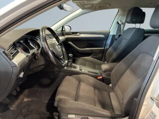 Volkswagen Passat Sportscombi 2.0 TDI AWD Drag Kamera Värmare Psens S&V – bild 7