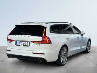 Volvo V60 T6 Twin Engine AWD Drag Rattvärme CarPlay S/V-hjul – bild 6